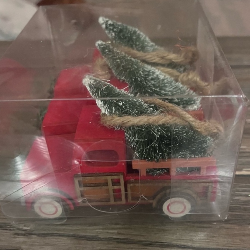 Christmas decor - Picture 3 of 6